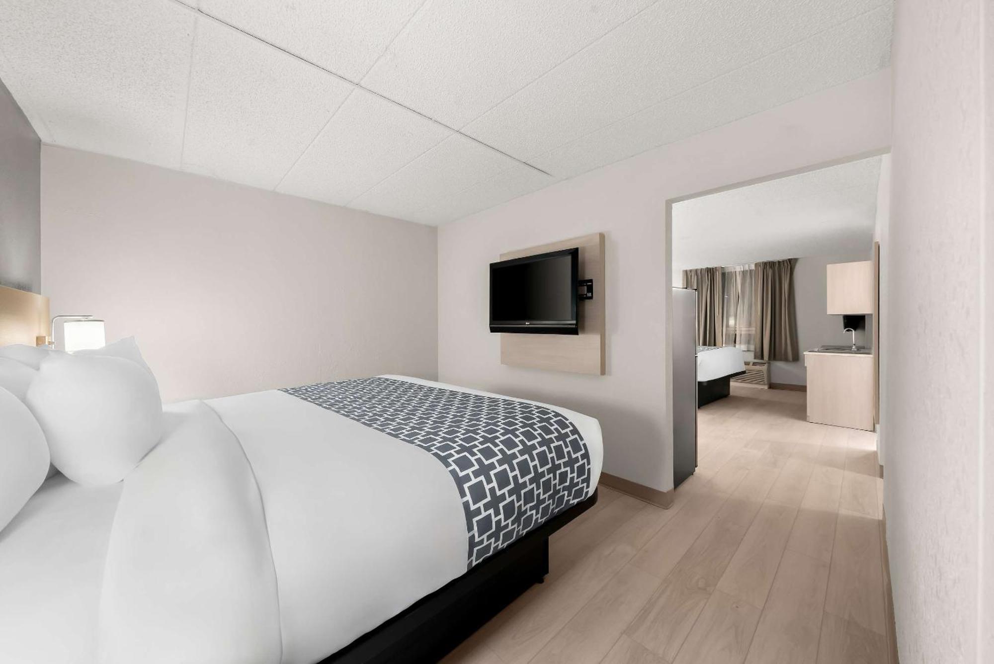Suburban Studios, Карні Екстер'єр фото
