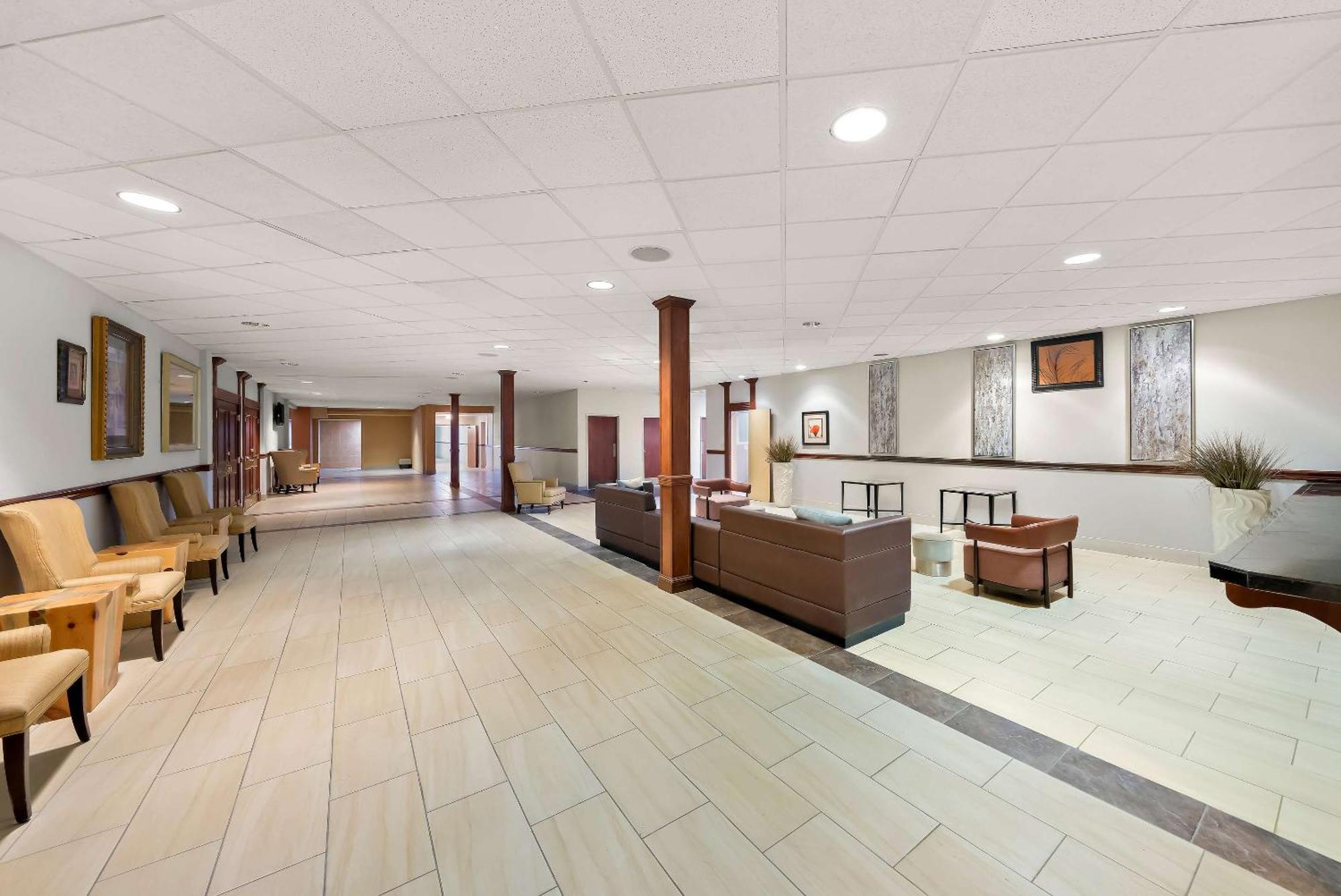 Suburban Studios, Карні Екстер'єр фото